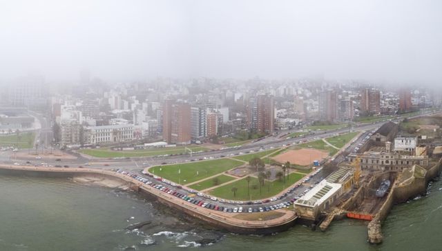 Llorar para no reír