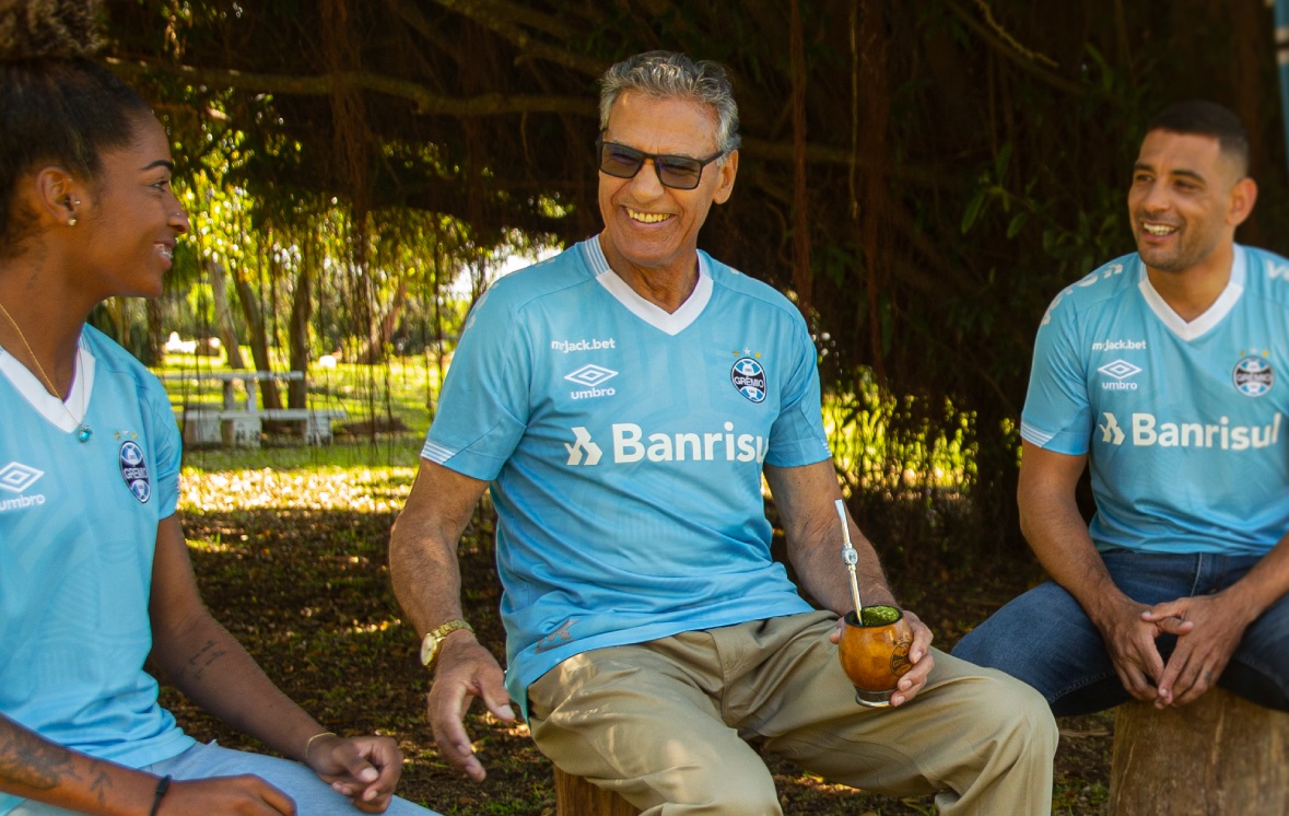 Cambiando camisetas del fútbol uruguayo - Parte #1 • Seguinos en