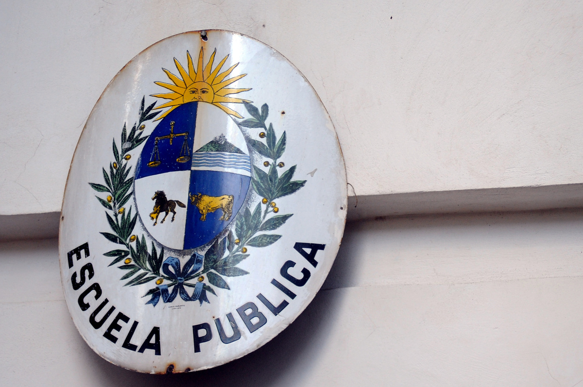 Investigan escuela céntrica donde más de 80 niños tuvieron “síntomas gastrointestinales”