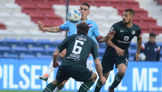 Solo pero acompañado