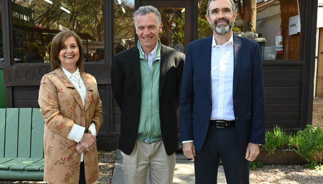 Pradera, frontera y puerto