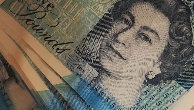 Complicado para libra