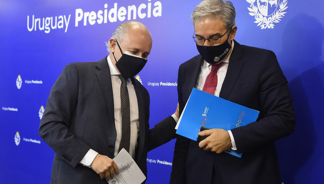 Los muchachos se entretienen