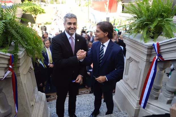 Presidente de Paraguay dice que postura uruguaya “desnaturaliza la esencia” del Mercosur
