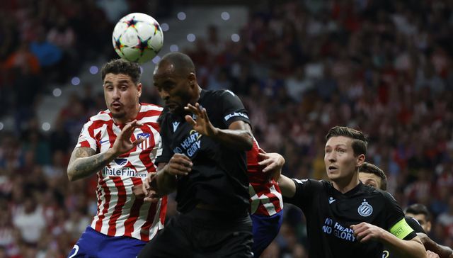 La escoba por el colchón