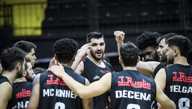 Peleando en los mejores escenarios