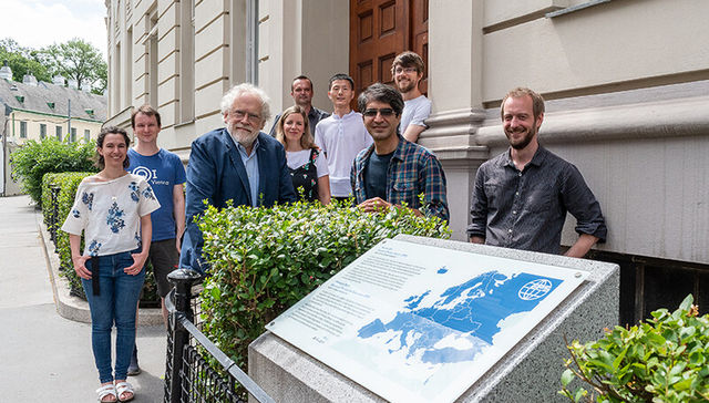 Ilustrada y valiente