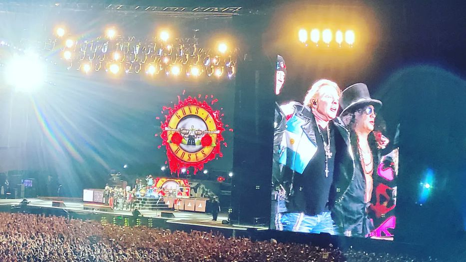 Guns N´ Roses está en Montevideo; llegó desde Buenos Aires donde dio un show de 3 horas