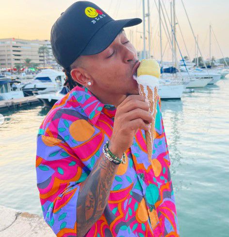 El negrito de ojos claros