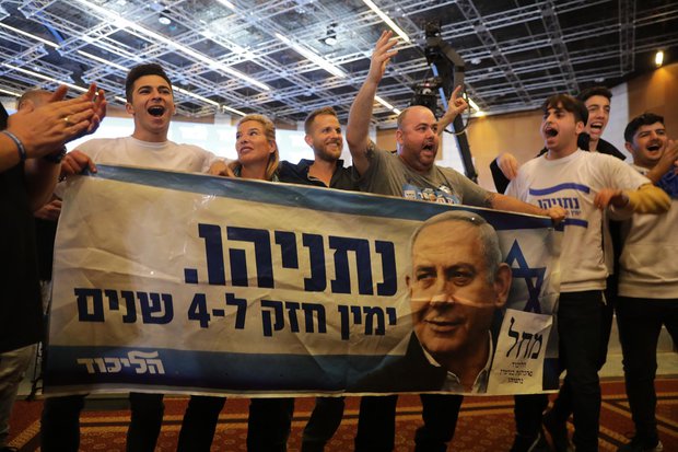 Netanyahu invita a los socios de su coalición a negociar para formar su futuro gobierno
