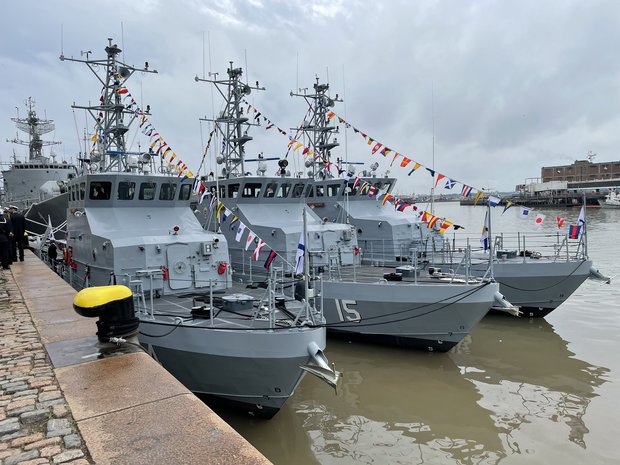 Llegaron a Uruguay los tres barcos guardacostas donados por la Guardia Costera de EEUU
