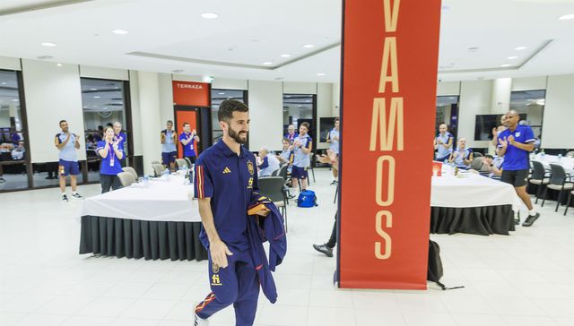 Manos a la cabeza