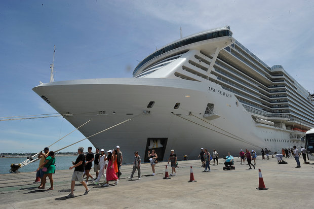 Puerto de Montevideo recibió cuatro cruceros en simultáneo, con 7.630 pasajeros en total