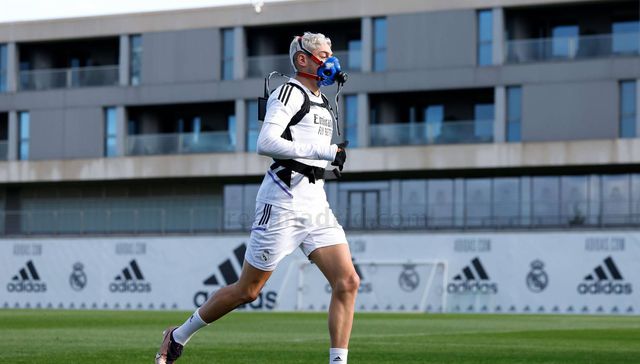 Como el meme del hombre araña