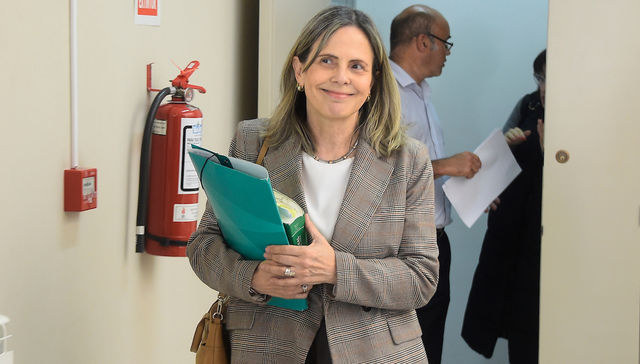 Ni usuario ni contraseña