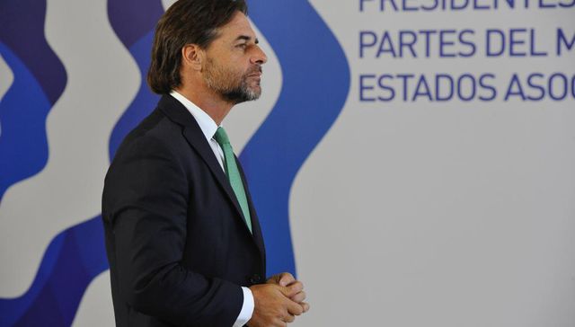 No es un tema de Los Shakers