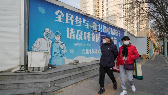 Con el diario del lunes