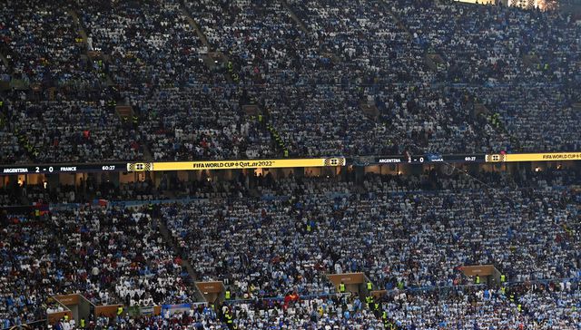 Todo menos los vasos de cerveza