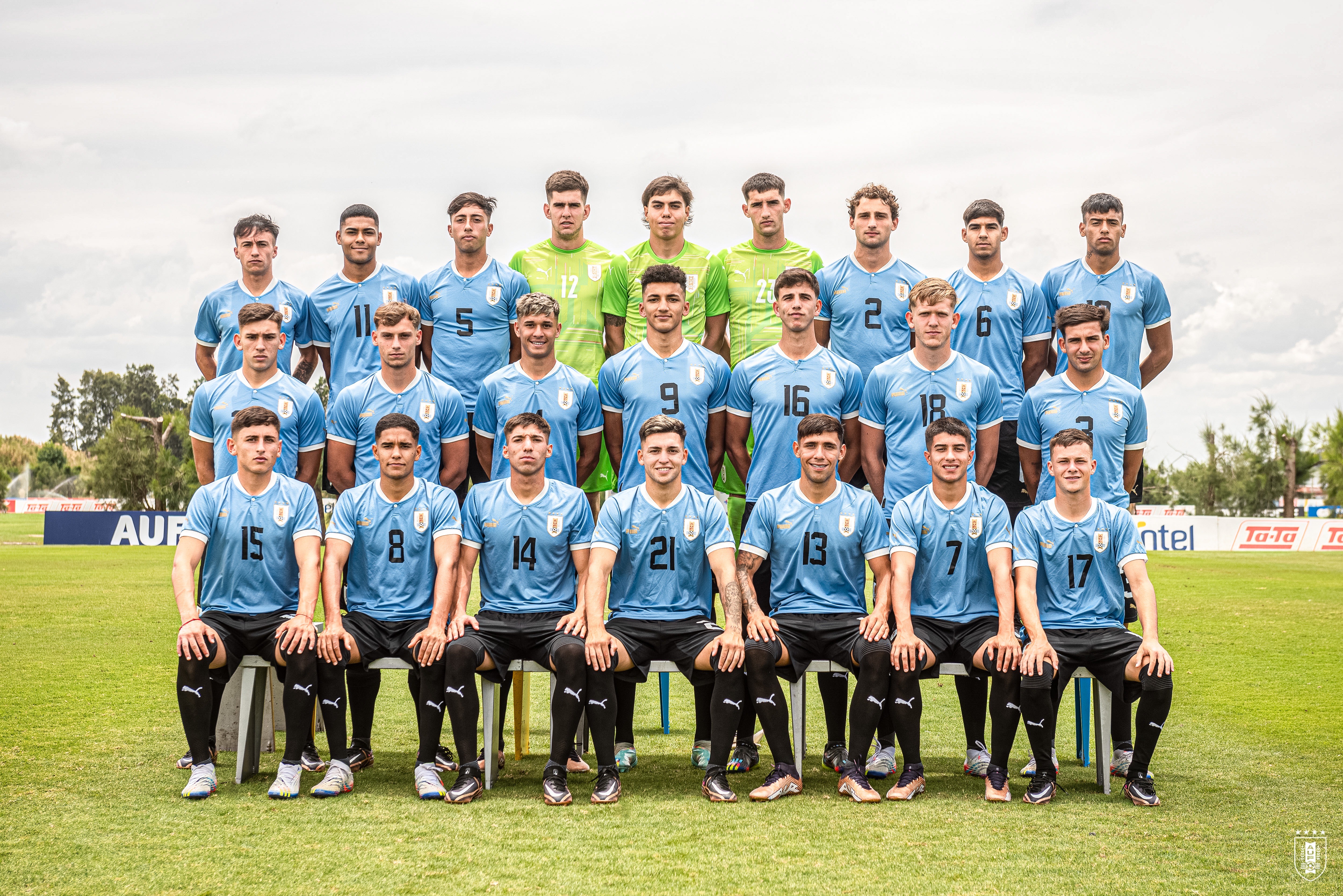 Selección sub-20: Foto oficial y partida el domingo rumbo al