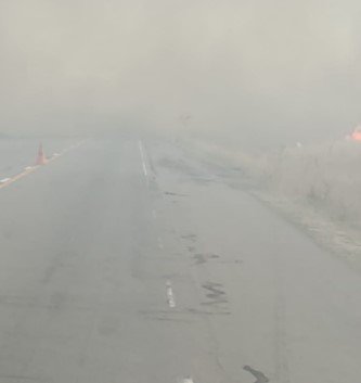 Caminera debió cortar tránsito en la ruta 101 por incendio que afectó la visibilidad