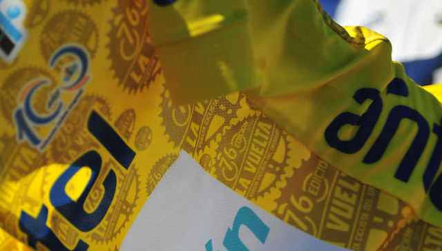 ESCRIBE LILIAM KECHICHIAN