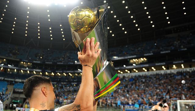 Los tiene en el bolsillo