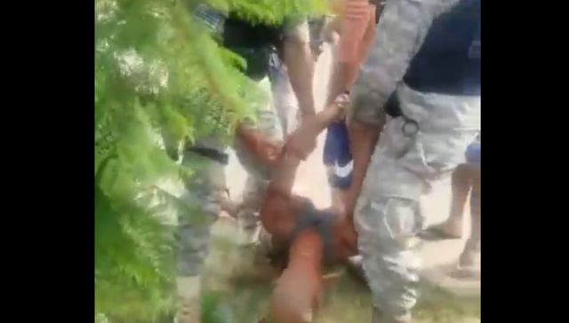Policías en acción