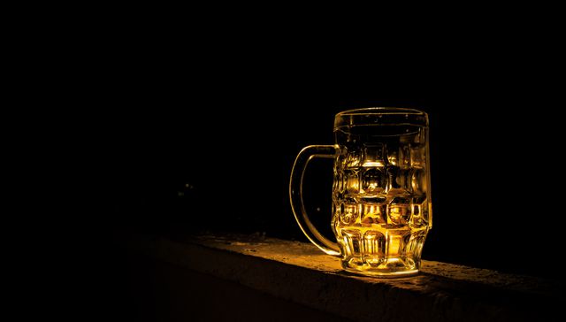 Otra que agua bendita