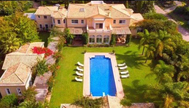 Rompiendo la chanchita