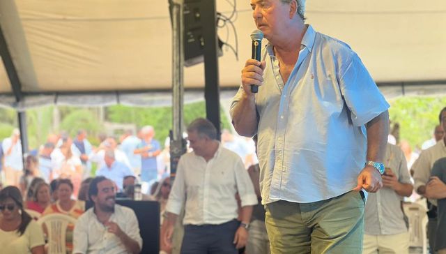 Barbijo en mano