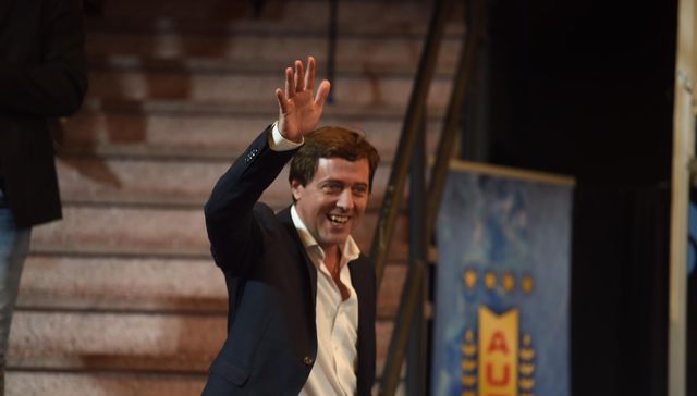 No pares, sigue, sigue
