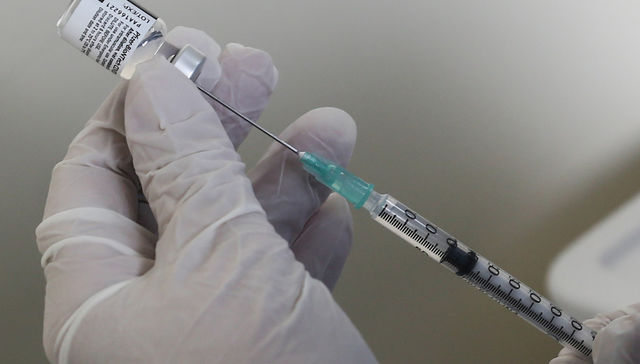 Nosotros ponemos el brazo