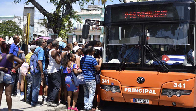 Un poquitico más celca