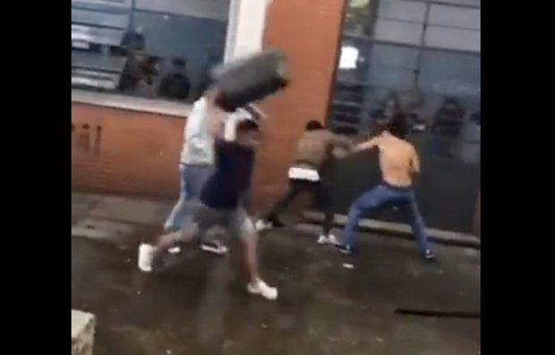 Batalla campal en el Liceo 1 de Las Piedras: la pelea siguió en la plaza de la ciudad