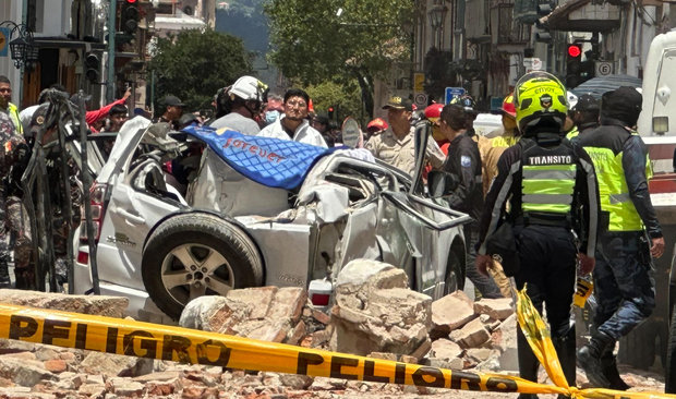 Terremoto de magnitud 6,5 dejó al menos 14 muertos en Ecuador y uno en Perú