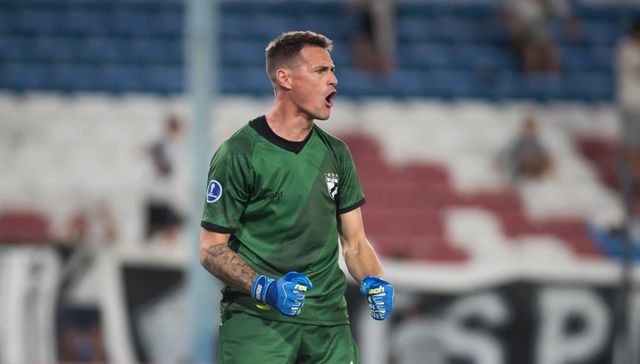 El héroe de la noche