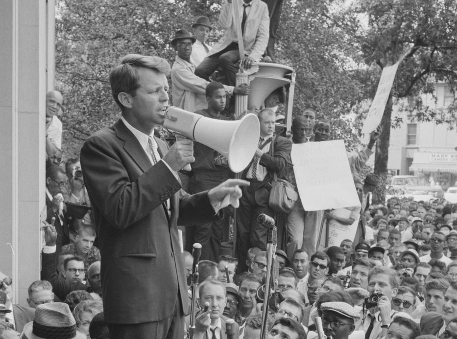 54 años tras las rejas