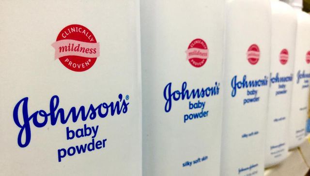 Sacando la billetera