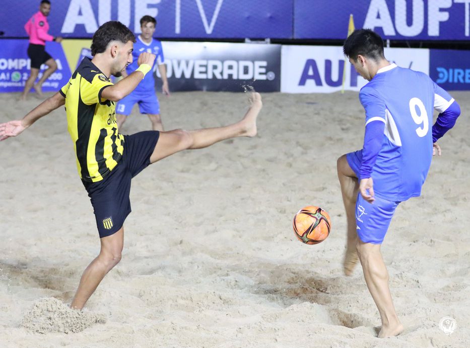 Peñarol Campeón de Fútbol Playa!