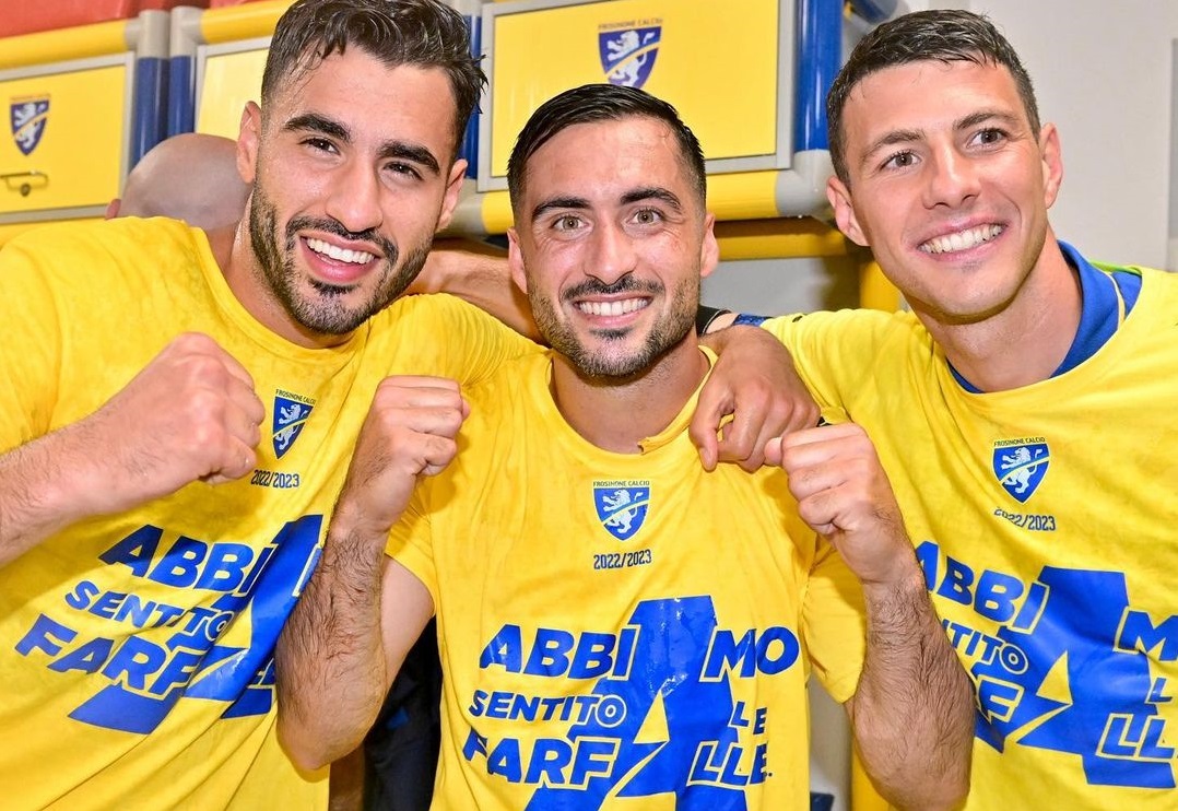 Italia Ascendió El Frosinone Equipo En El Que Milita El Uruguayo