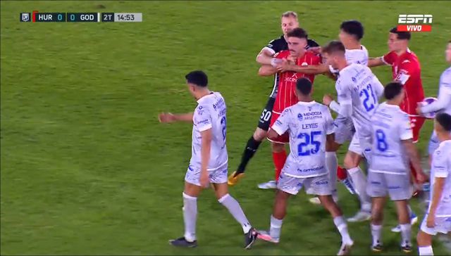 Cállate, cállate que me desesperas