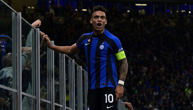 Negro y azul