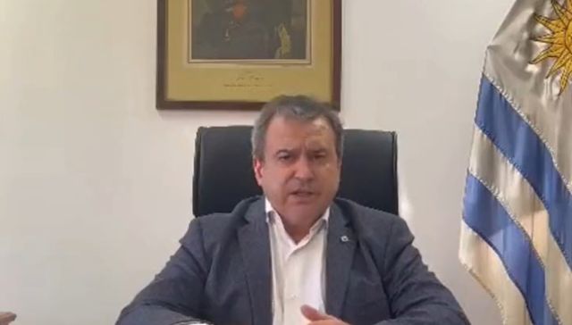 En los escritorios