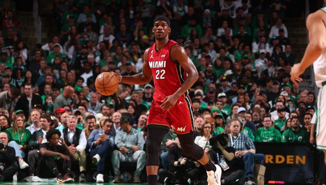 Va mirando la gloria