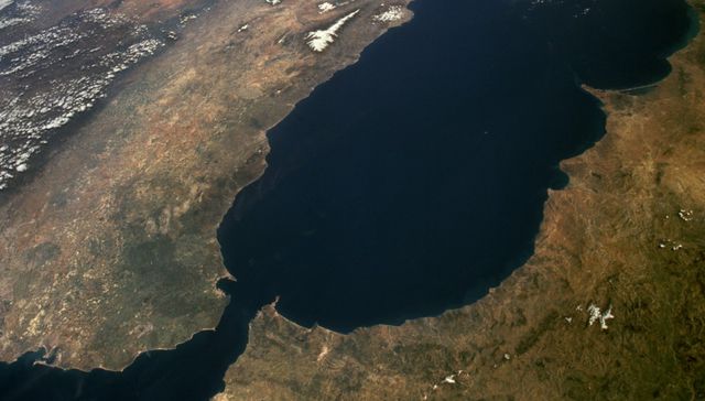 Por las columnas de Hércules