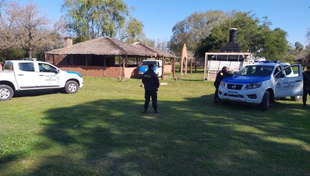 Al otro lado del río