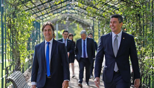 En el medio, Taiwán