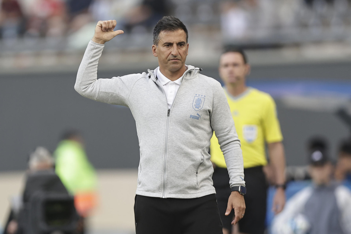 Ignacio Alonso y Marcelo Broli se reunieron y el DT quiere celeste: ¿qué se habló?