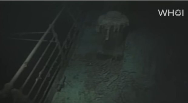 Buscan el submarino que llevaba a turistas a ver el Titanic y desapareció