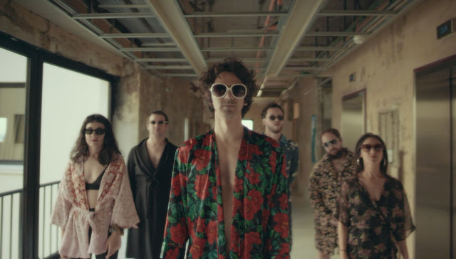 Se amiga con la idea de